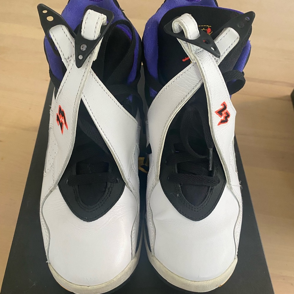 AIR JORDAN 8 'THREE-PEAT'